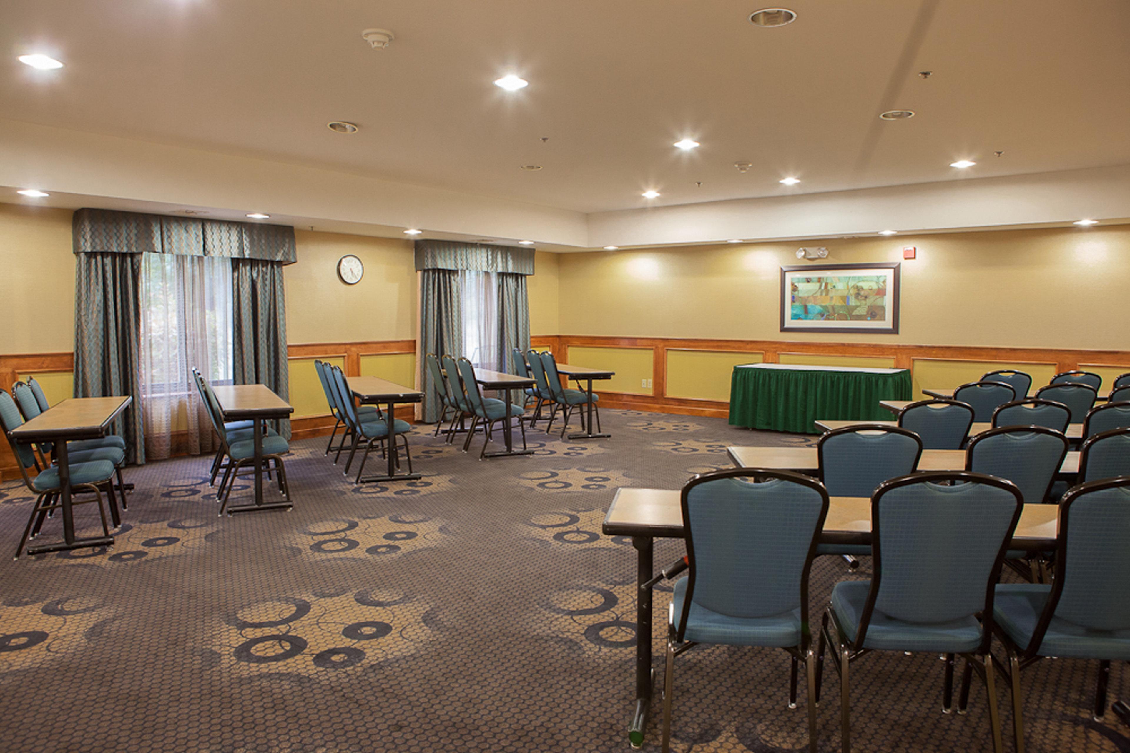 Holiday Inn Express Hotel & Suites Canton By Ihg Экстерьер фото