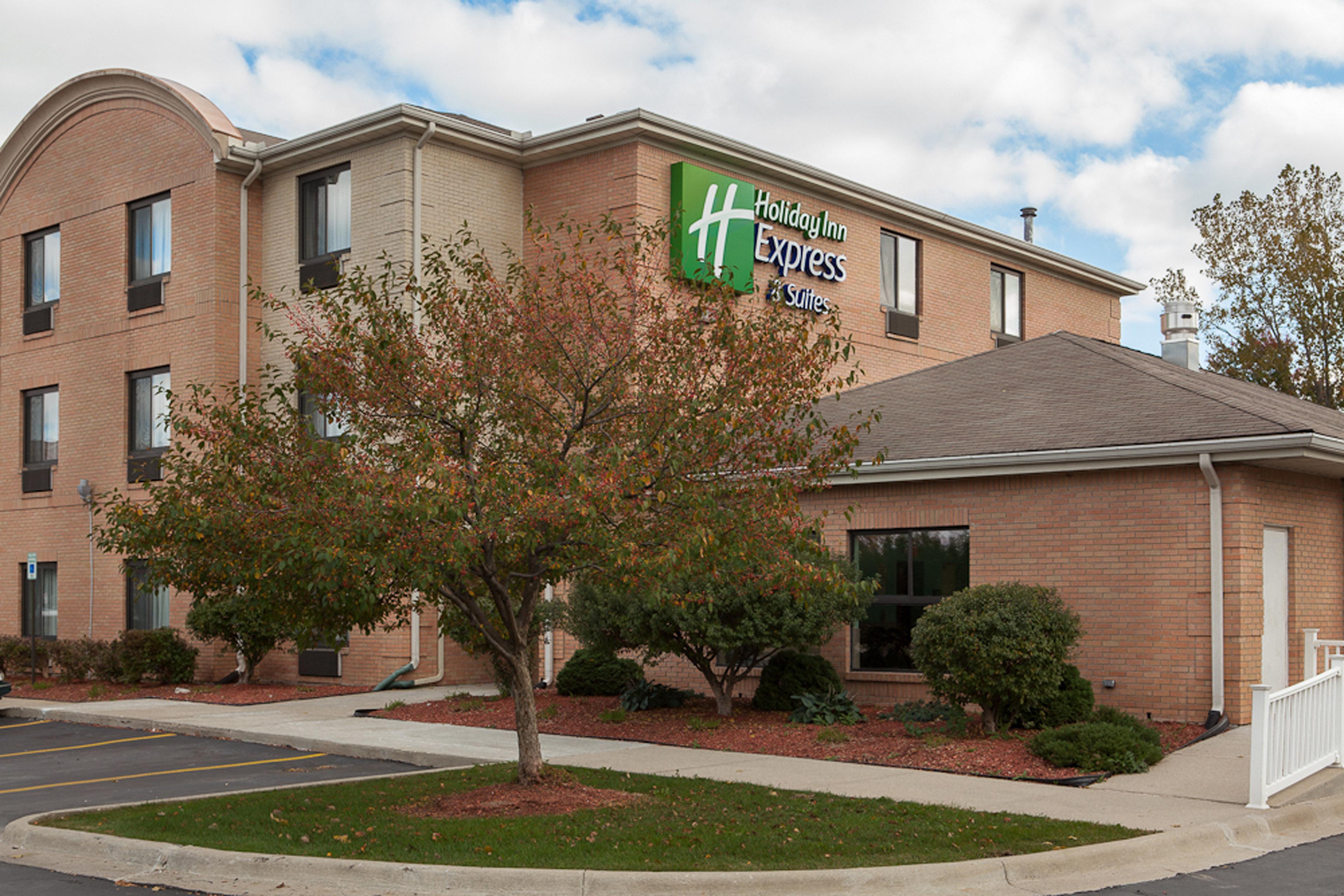 Holiday Inn Express Hotel & Suites Canton By Ihg Экстерьер фото