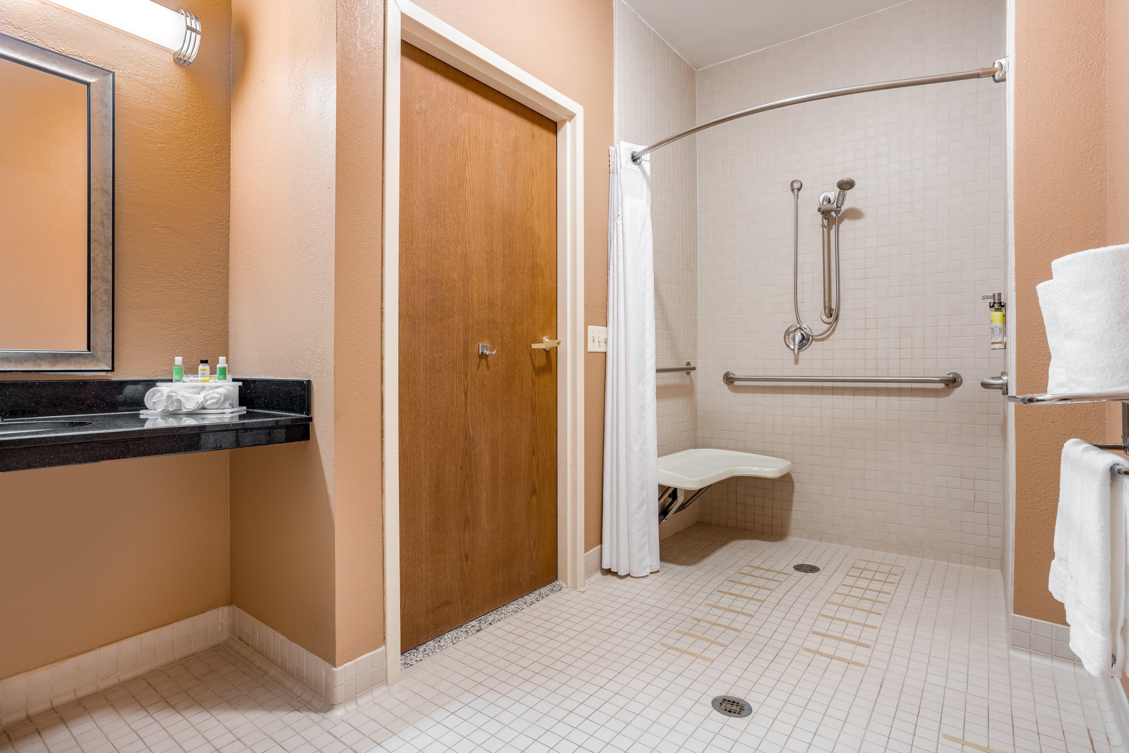 Holiday Inn Express Hotel & Suites Canton By Ihg Экстерьер фото