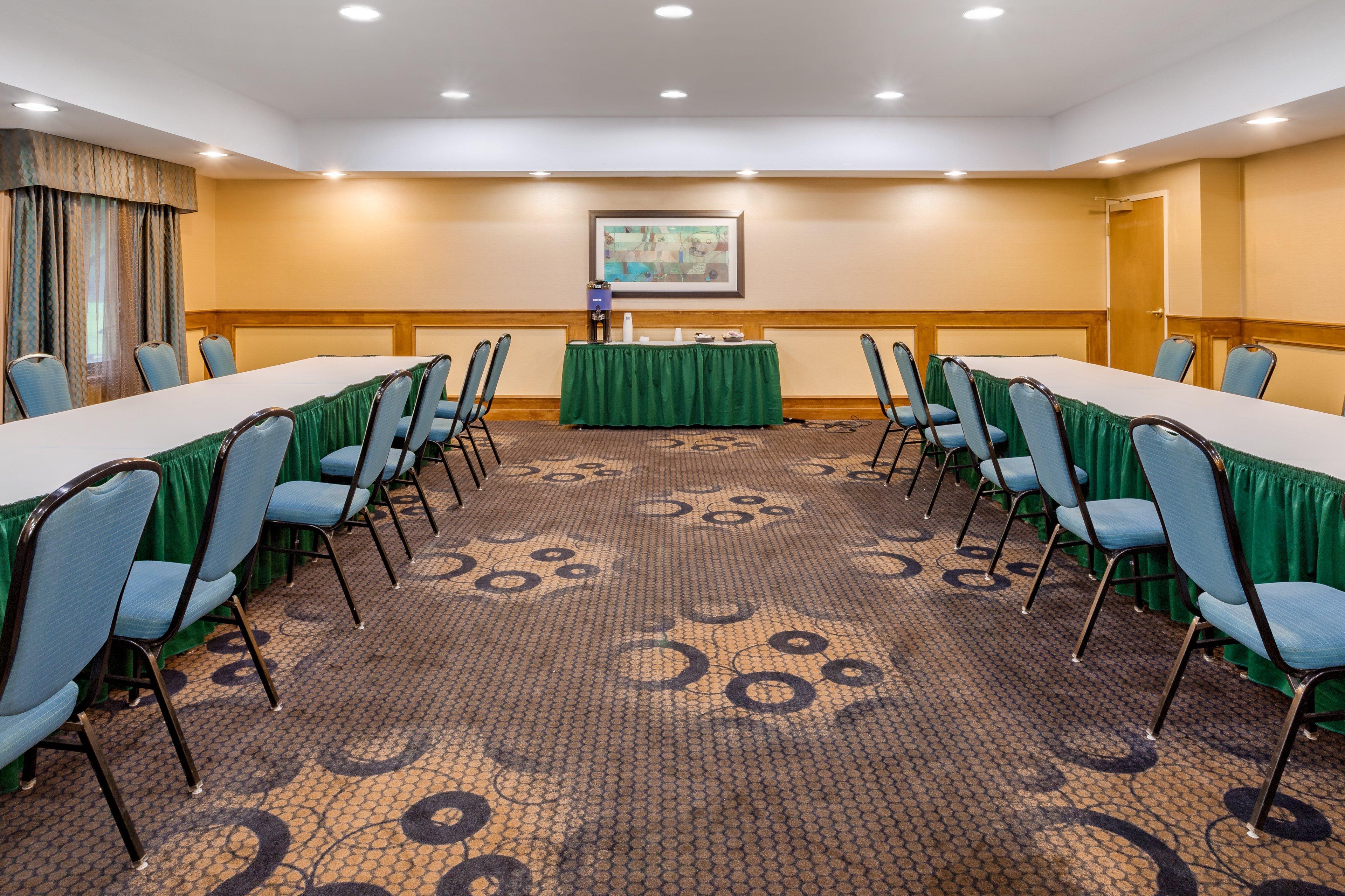 Holiday Inn Express Hotel & Suites Canton By Ihg Экстерьер фото